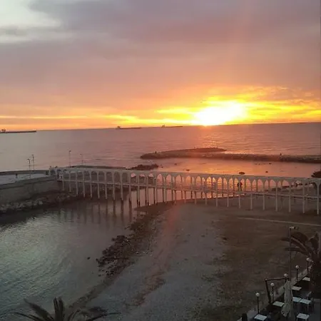 דירה Amazing Sea View Flat צ'יוויטווקיה