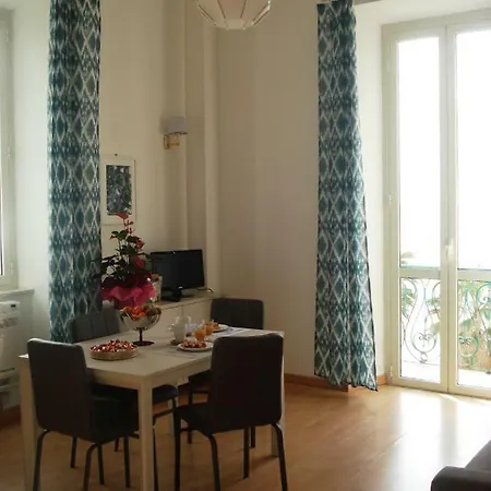 דירה Amazing Sea View Flat צ'יוויטווקיה